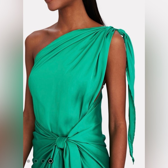 Baobab Marea One-Shoulder Satin Mini Dress in Green - Picture 5 of 8